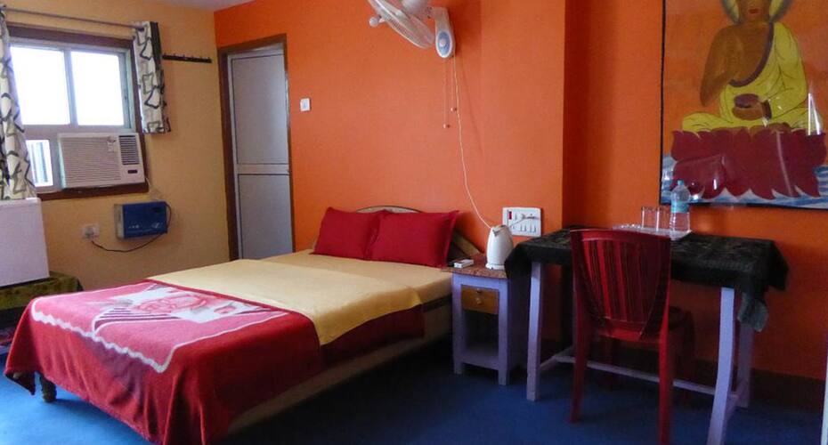 KundanBazar Guest House, Bodhgaya 4